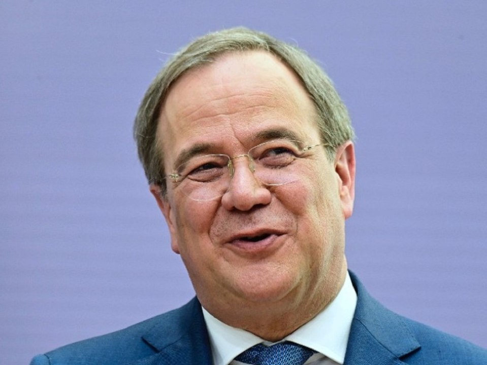 Laschet auf der Überholspur: die luft wird für baerbock immer dünner