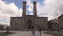 Çifte Minareli Medrese, 'Vakıf Eserleri Müzesi' olarak misafirlerini ağırlayacak