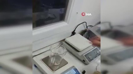 Müsilaj'ın laboratuvar ortamında yüzde 99'unu su olan bir salgı olduğu görülüyor