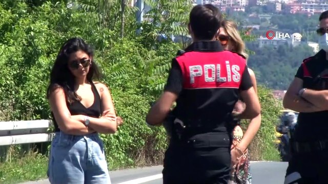 Şehitler Köprüsü bağlantı yolunda lüks otomobil alev topuna döndü