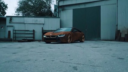 Une BMW customisée en mode post-apocalyptique