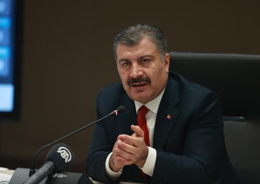 Bakan Koca: Yarın itibariyle 45 yaşının üzerindeki vatandaşlarımız da aşılanmaya başlıyor