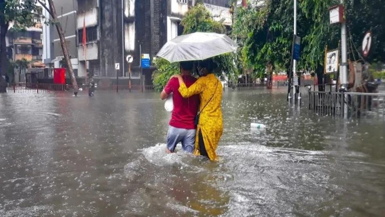 Why Mumbai water logging problem not been fixed in decades?