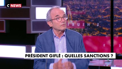 Скачать видео: Ivan Rioufol : «Il était Gilet Jaune, ce qui me paraît plus compréhensible, sachant comment le chef de l’Etat avait à l’époque insulté ces Gilets Jaunes»