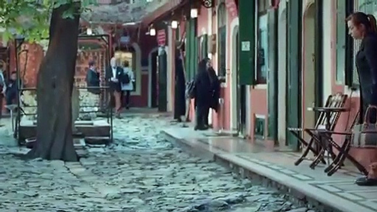 مسلسل عروس إسطنبول الحلقة 10 - القسم 1 الاول  م...