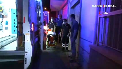 Otomobil boş araziye uçtu: "Arkadaki bina yıkıldı sandık"