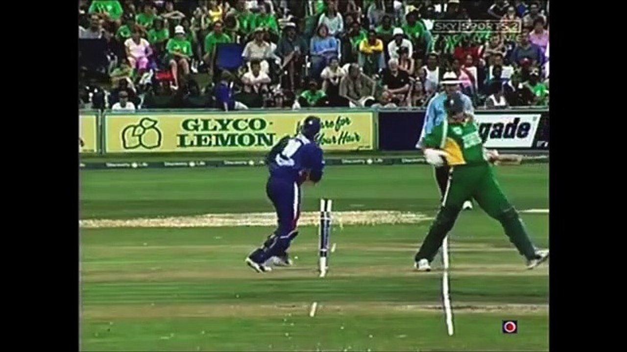 Justin Kemp 80 of 56 balls vs England 2005  Fast 50s
