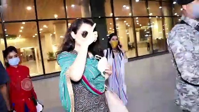 Kangana Eagerly Waiting For Love Of Her Life, Shares A Romantic Post On Mumbai Rains