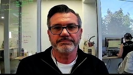 Small businesses wary after positive coronavirus case arrives in QLD