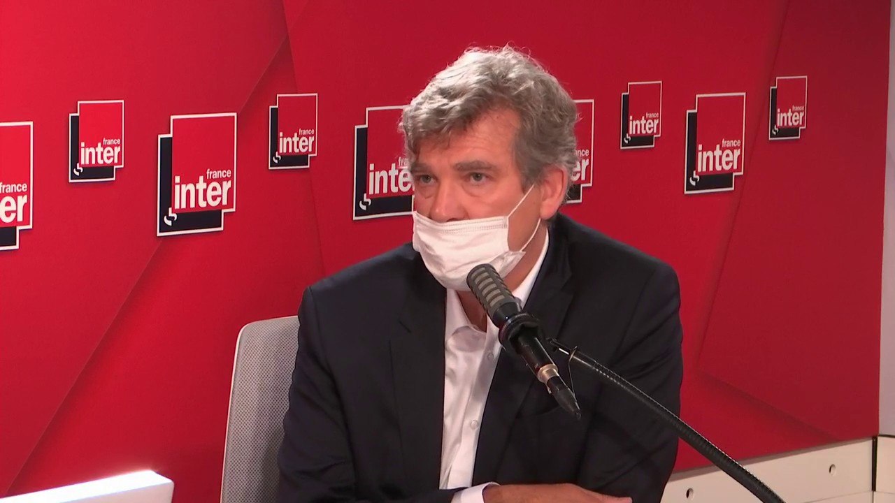 "L'état de tension extrême dans lequel le pays évolue est préoccupant, il faut revenir au débat" (Arnaud Montebourg)