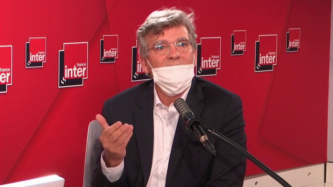 "Est ce que la gauche est capable de se mettre un coup de pied [aux] fesses pour éviter de passer par la case Trump ?" (Arnaud Montebourg)
