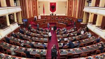 Albanie : le parlement vote la destitution du président