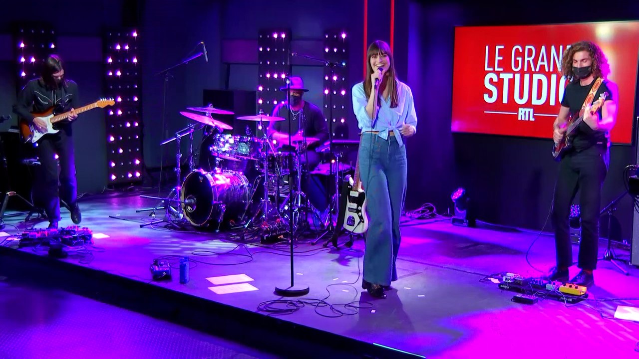 Clara Luciani - Le reste (Live) - Le Grand Studio RTL