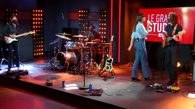 Clara Luciani - Amour toujours (Live) - Le Grand Studio RTL