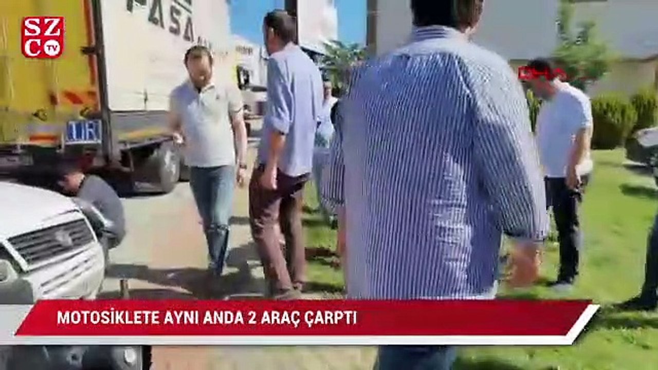 Motosiklete aynı anda 2 araç çarptı