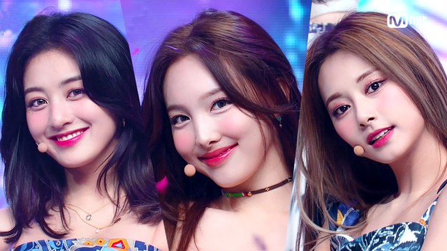 '최초 공개' 러블리 서머퀸 'TWICE(트와이스)'의 'Alcohol-Free' 무대