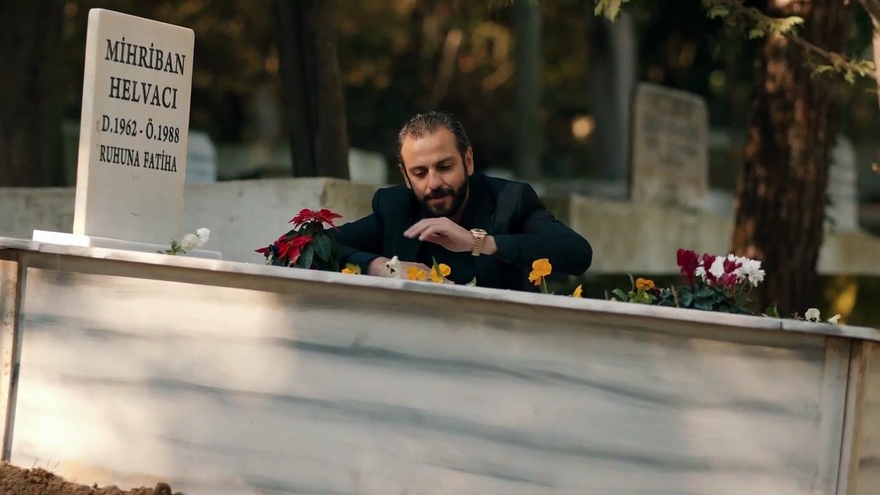 مسلسل الحفرة الموسم الثالث الحلقة 12 الثانية عشر مترجمة - القسم الثالث و الاخير