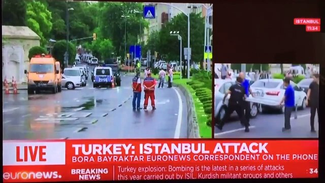 Euronews muhabirlerinin patlama sevinci!