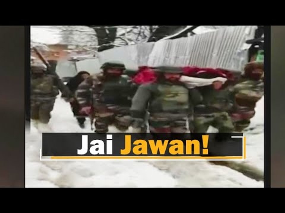 Indian Army Jawans Carry Pregnant Woman For 5 Kms To Hospital In J&K | OTV News