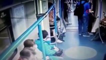 - Moskova metrosunda saniyeler içinde telefon hırsızlığı