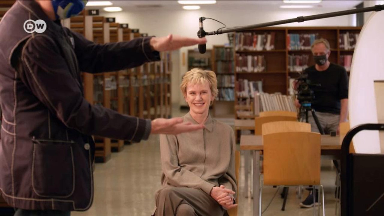 Especial Siri Hustvedt: "Se é isso que livros são capazes de fazer, então vou fazer também”