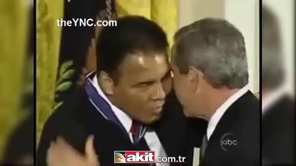 Muhammed Ali, George Bush'u böyle rezil etmişti!