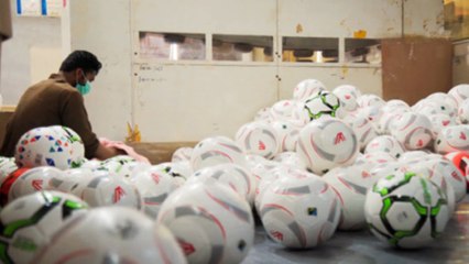 صناعة كىات القدم في باكستان والتجارة العادلة