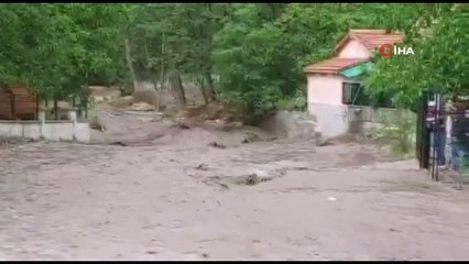 Nevşehir’de sağanak yağış sele neden oldu