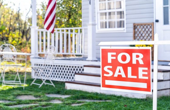 New Zillow Research Says The Best Date to List Your Home to Sell It Quickly Is on a Thursday Before Labor Day