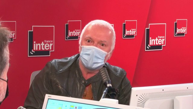 Roxana Maracineanu : Le retour de Karim Benzema n'était pas évident, c'est le choix de Didier Deschamps de l'avoir sélectionné. Il a su passer au-dessus de distensions personnelles pour ne regarder que son talent et sa progression.