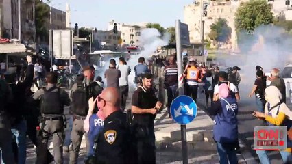 Namaz kılan Filistinlilere saldırı