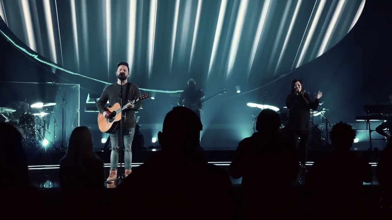 Passion - The Blessing (feat. Kari Jobe, Cody Carnes,  Fernandinho) (Live)
