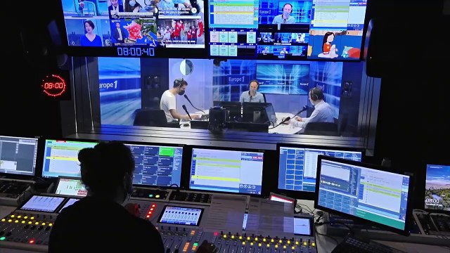 Levées de fonds, campagne d'affichage… Eric Zemmour se prépare pour 2022