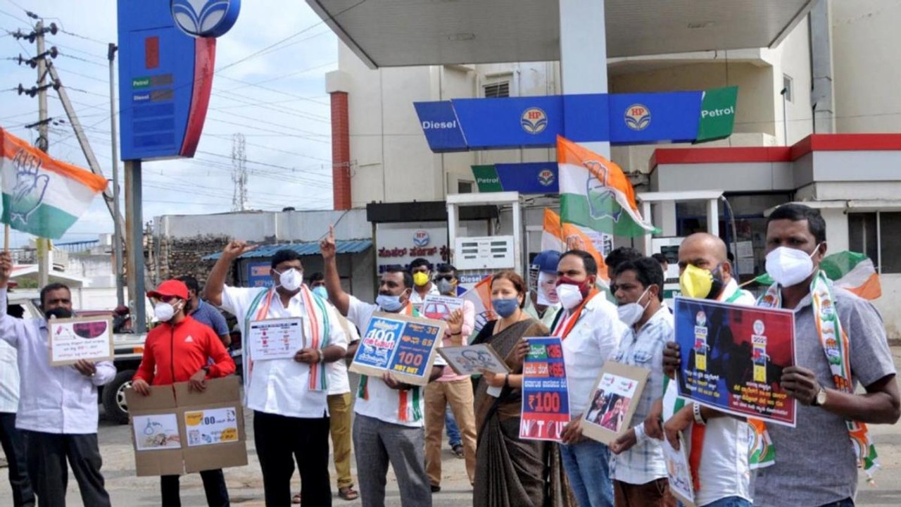 Congress stages nationwide protests over rising fuel prices