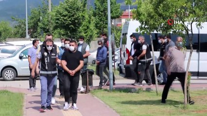 Kaçak sigaraları sahte bandrolle piyasaya süren 7 kişi adliyeye sevk edildi