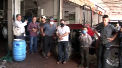 Davul zurnayla karpuz satıyorlar