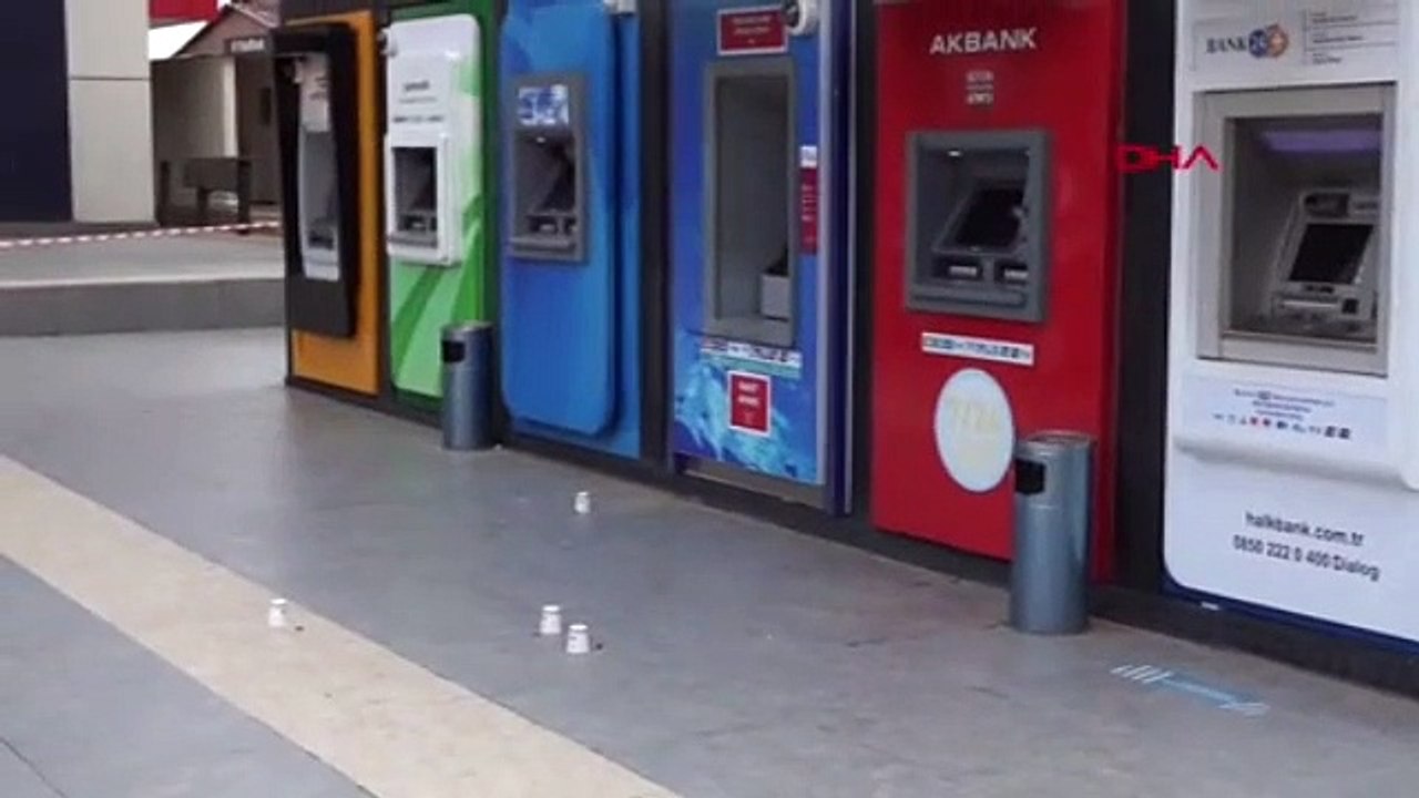 AK Parti'deki istifa krizinin ardından belediye başkanına kurşun yağdırdılar