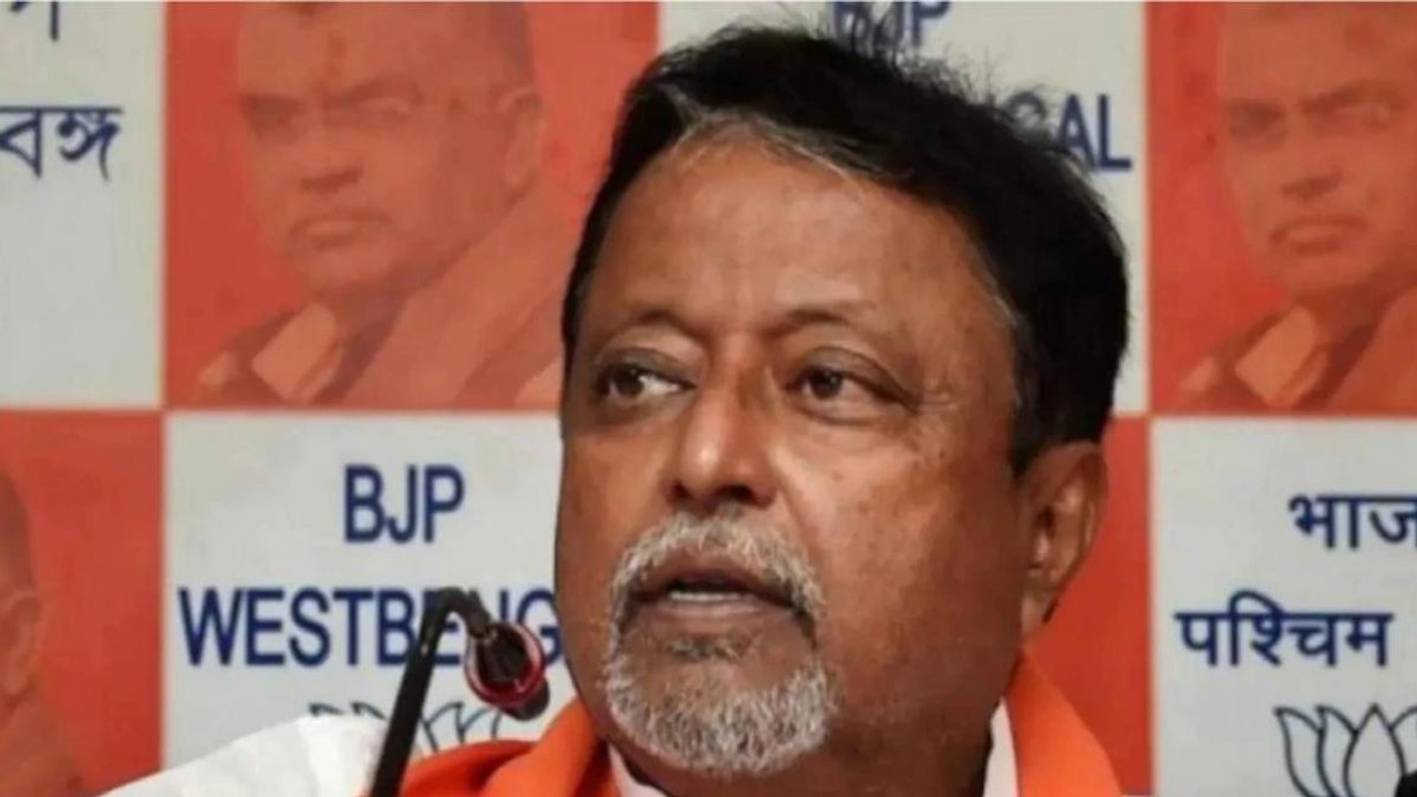 Mukul Roy to join TMC, Mamata Banerjee calls fo...