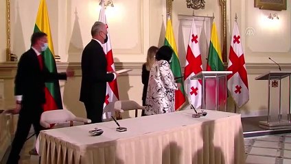 TİFLİS - Gürcistan Cumhurbaşkanı Zurabişvili, Güney Osetya'nın işgal hattında kışkırtıcı girişimlerin devam ettiğini belirtti