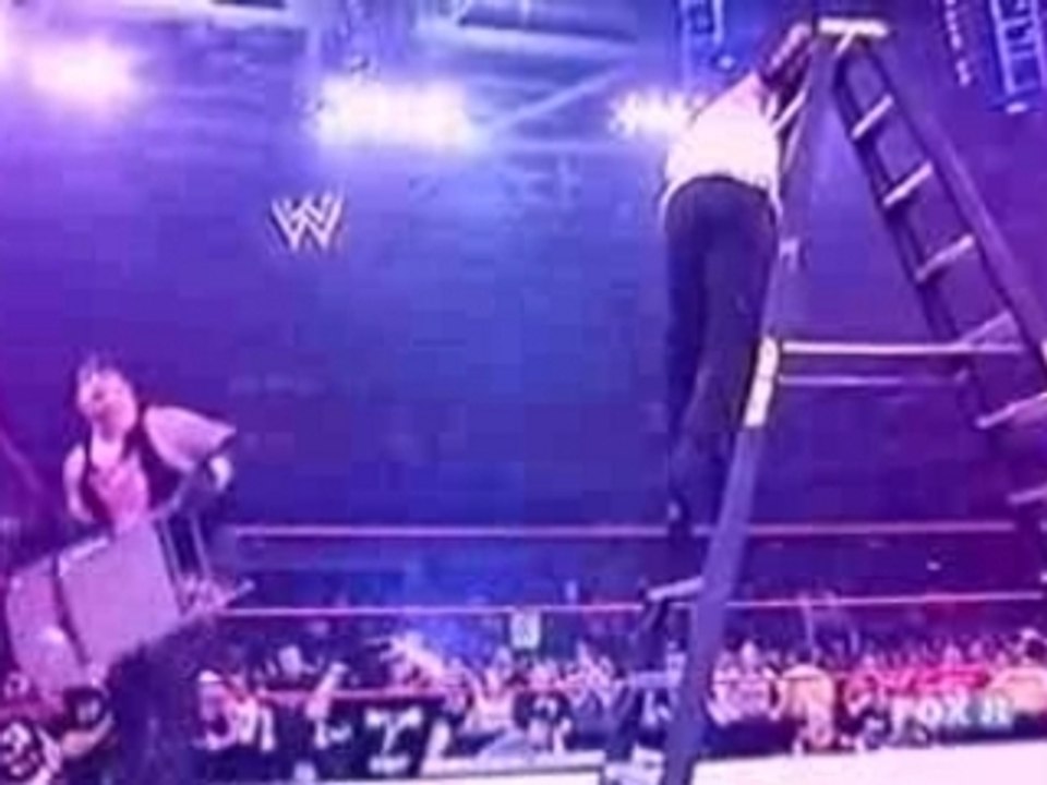 WWE - Jeff Hardy vs Undertaker Ladder  Match