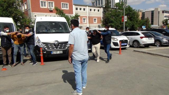 Son dakika 3. sayfa: Polise silahlı saldırı düzenleyen 3 şahıs tutuklandı