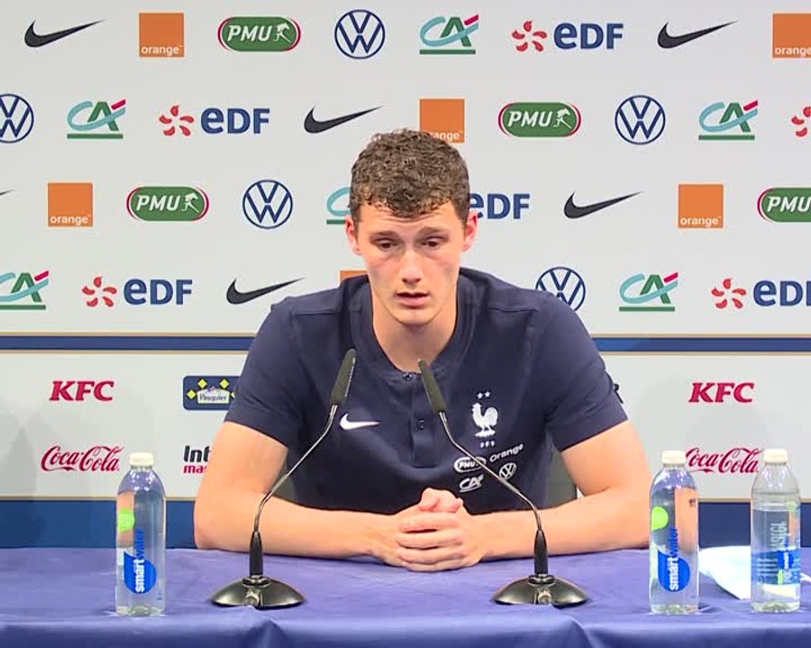 Bleus - Pavard sur Giroud : "Je suis très content pour lui"