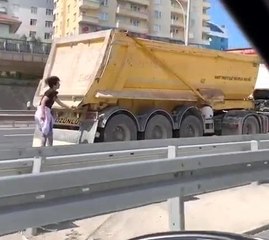 Patenci gençlerin D-100'de ölümle burun buruna yolculuğu