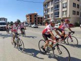 Kıbrıs Gazisi merhum Şükrü Tandoğan'ın anısına düzenlenen bisiklet turu ekibi Düzce'ye ulaştı