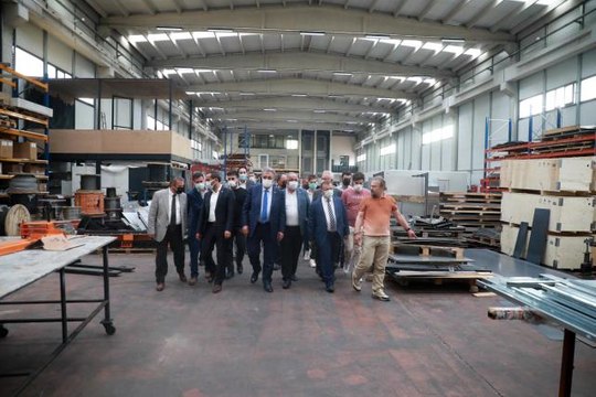 AK Parti Genel Başkan Yardımcısı Yazıcı, Rize Organize Sanayi Bölgesi'nde incelemelerde bulundu