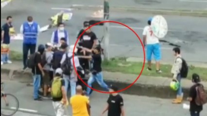 Amenazan con arma de fuego a ciudadano: Bloqueos en Cali