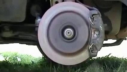 Aynı anda gaz ve frene basmak!