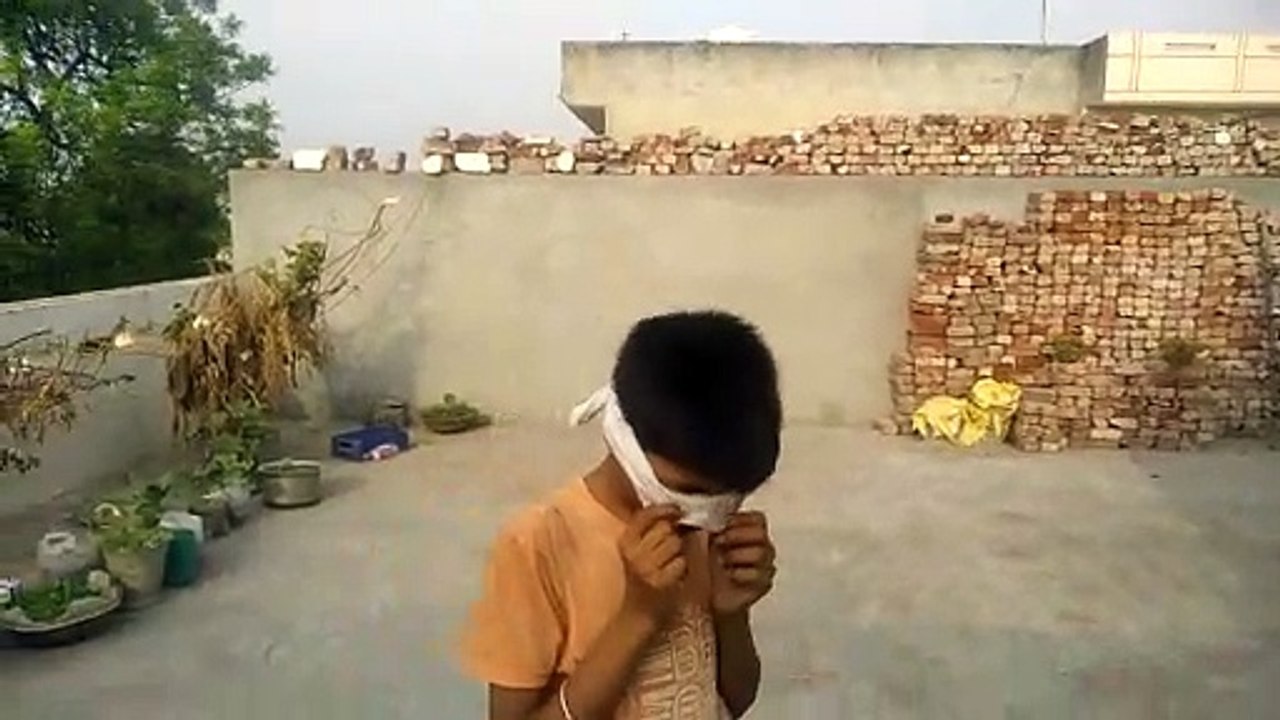 Blind fold challange lol 