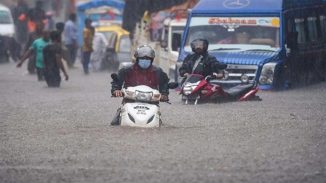 Mumbai: Water logging in Andheri subway due to heavy rain
