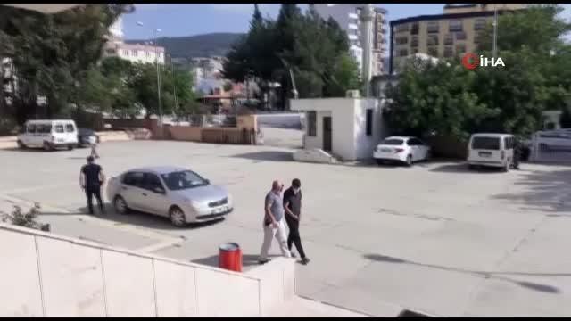 Çalıntı motosikletle bakır kablo hırsızlığı yaparken suçüstü yakalandılar